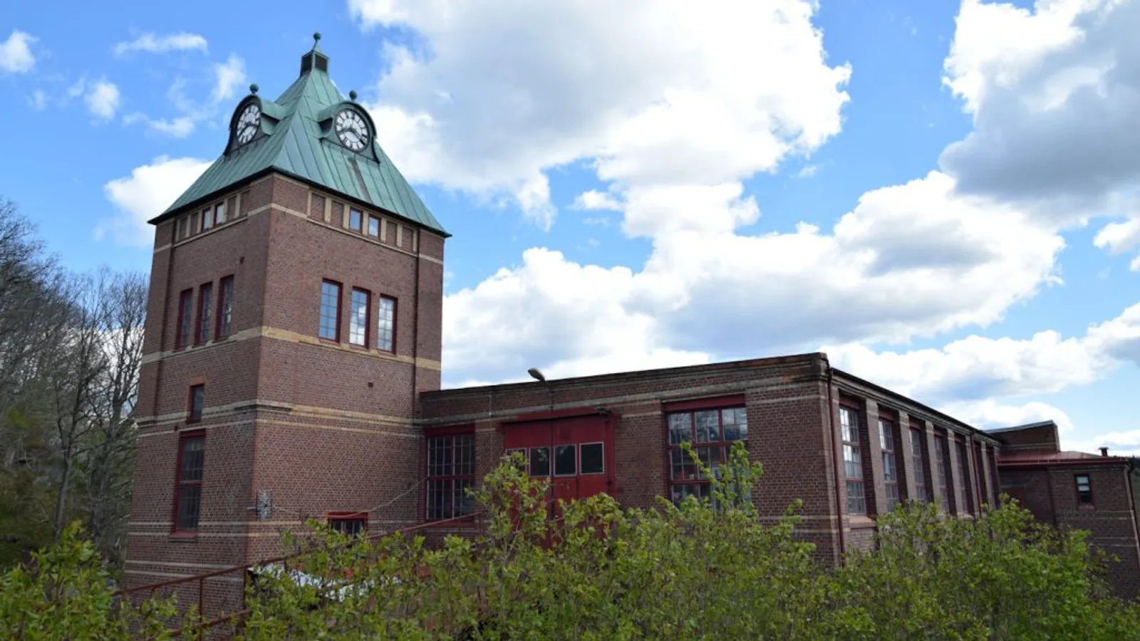 Ahlafors Fabriker
